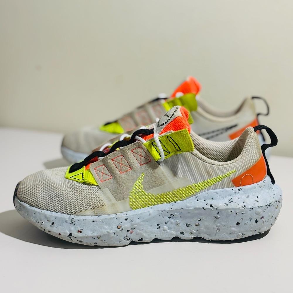Nike Crater Impact Running Shoes SZ 6 Football Gray Volt Shoes CW2386-002